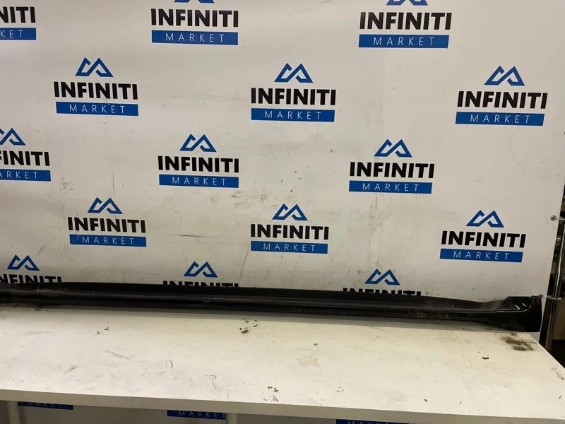 Подножка порог накладка порога внешняя левая