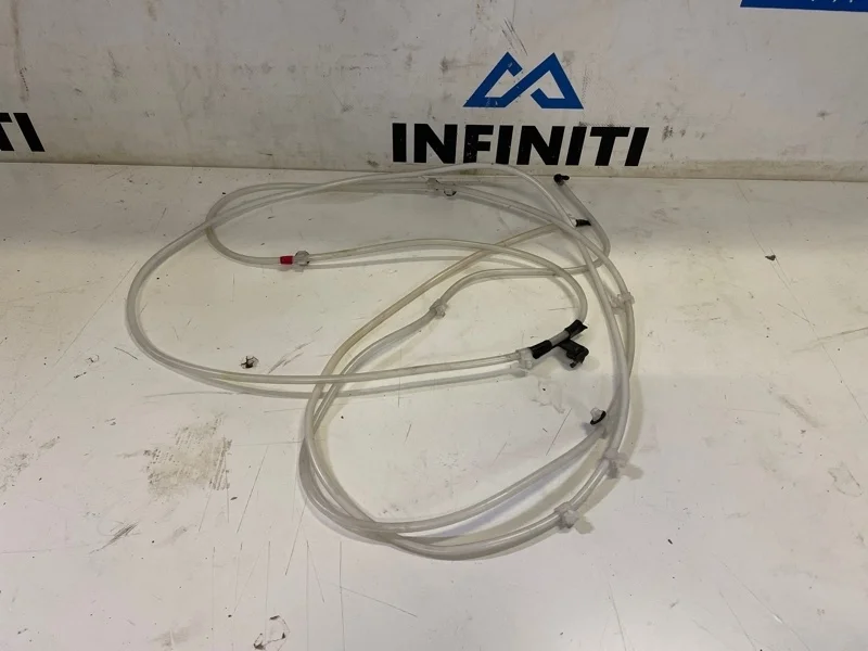 Шланг моторчика стеклоомывателя задний INFINITI