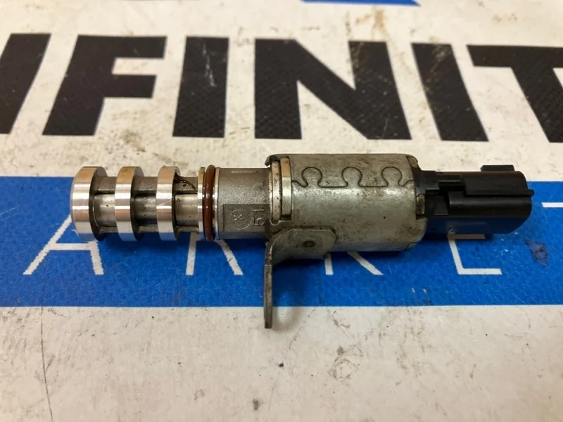 Клапан фазорегулятора (соленоидный