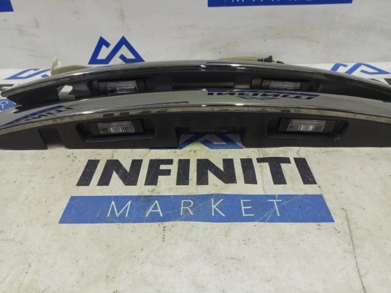 Плафон подсветки номера багажника NISSAN PATROL