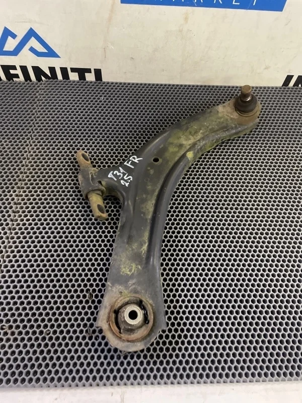 Рычаг подвески нижний передний правый NISSAN