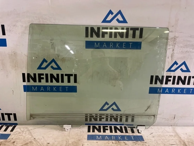 Стекло двери заднее левое INFINITI QX80 Z62 VK56VD