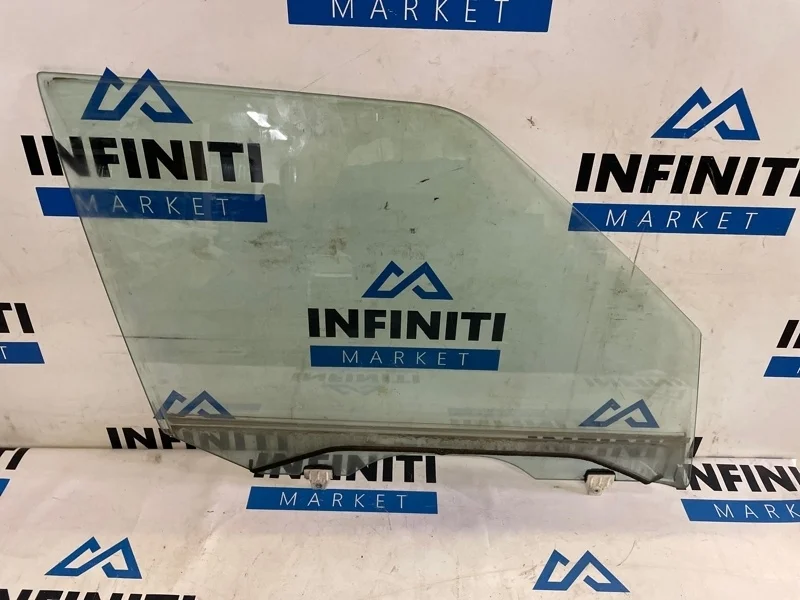 Стекло двери переднее правое INFINITI QX80 Z62
