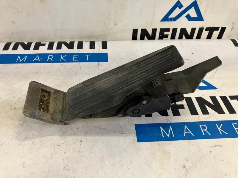 Педаль газа (акселератора) INFINITI M37 Y51 VQ37HR