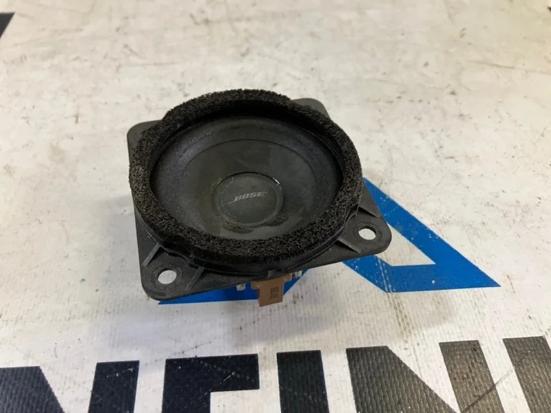 Динамик задний правый INFINITI M37 Y51 VQ37HR 2012