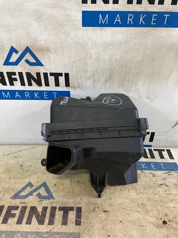 Корпус воздушного фильтра NISSAN MURANO Z51 VQ35DE