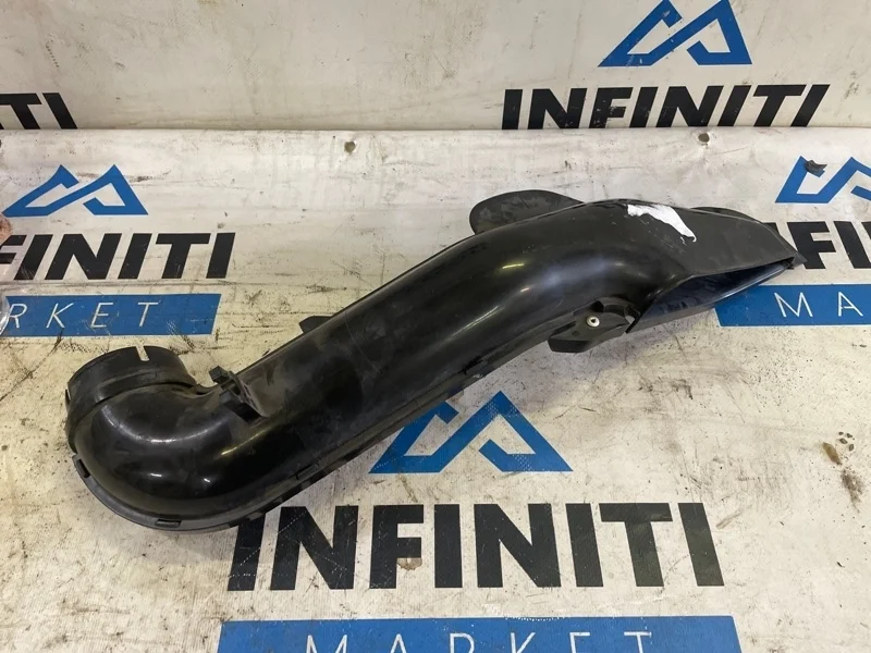 Патрубок воздушного фильтра MITSUBISHI PAJERO