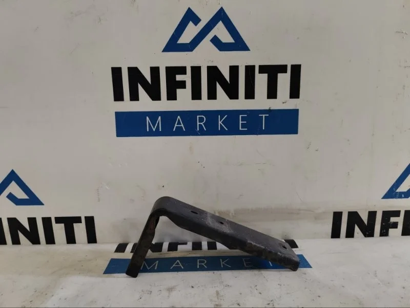Кронштейн усилителя бампера (крепление) INFINITI