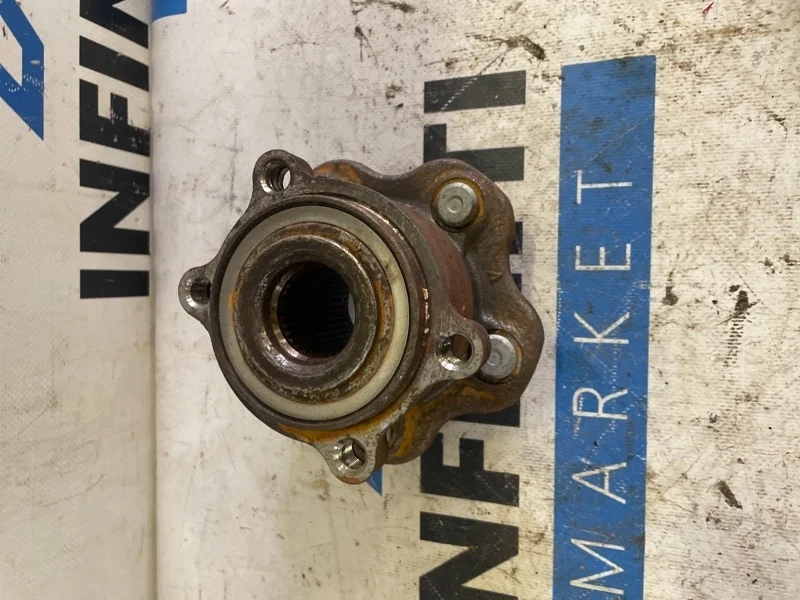 Ступица задняя INFINITI QX80 Z62