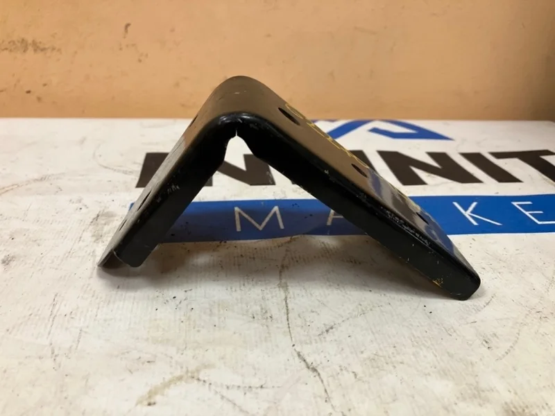 Кронштейн (крепление) INFINITI QX80 Z62