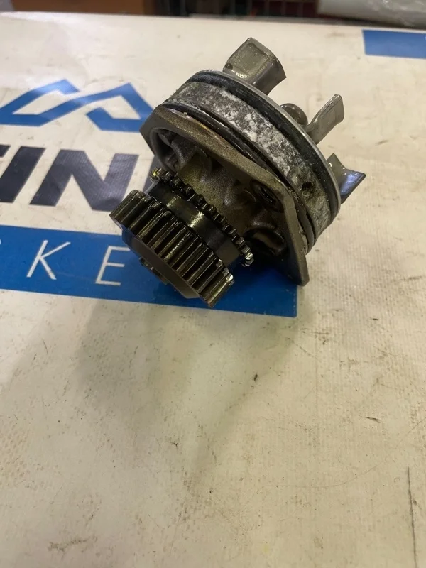 Помпа INFINITI M37 Y51 VQ37VHR 2012