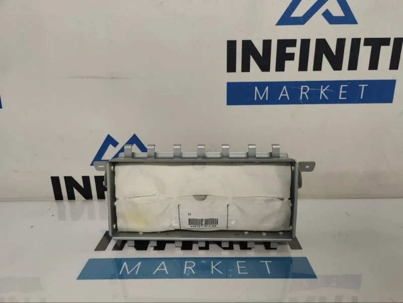 Подушка безопасности в торпеду INFINITI QX70 S51