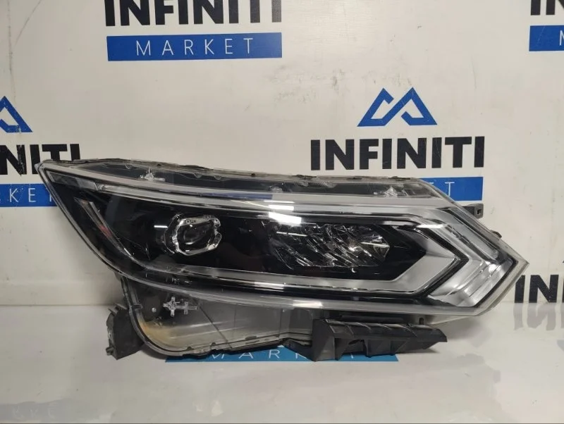 Фара правая NISSAN Qashqai J11