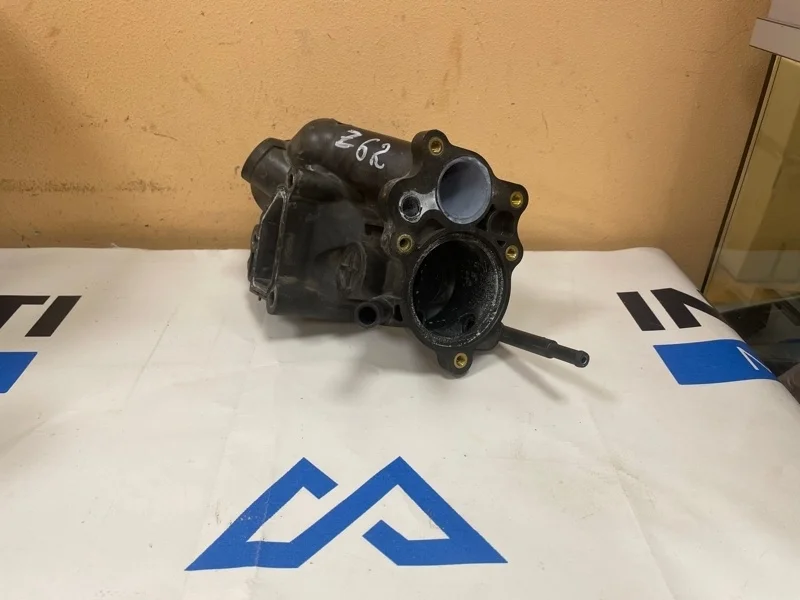 Корпус термостата INFINITI QX80 Z62 VK56VD 2015