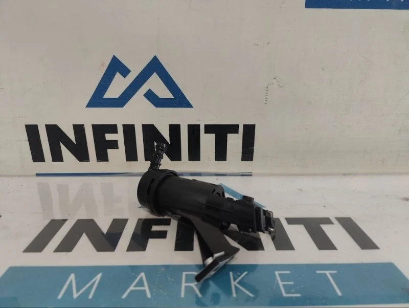 Форсунка омывателя фар правая Nissan Teana J32