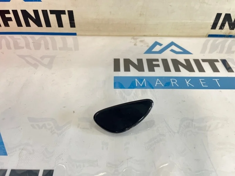 Крышка форсунки фароомывателя левая INFINITI FX37