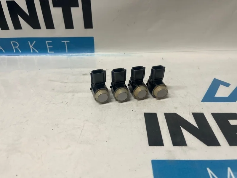 Парктроник передний INFINITI QX80 Z62 VK56VD