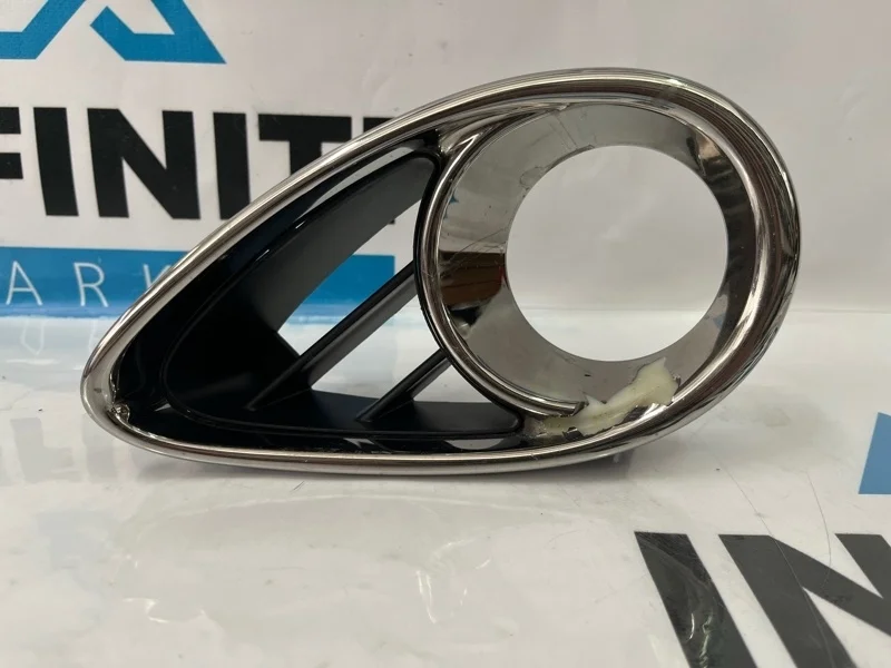 Накладка ПТФ окантовка противотуманки передняя