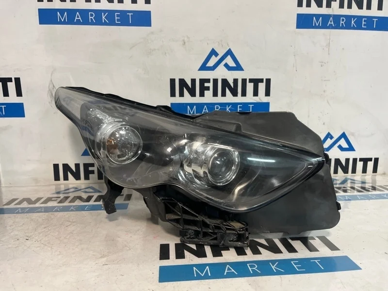 Фара правая INFINITI QX70 S51