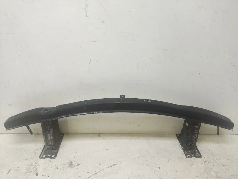 Усилитель бампера BMW 3er 2004-2009 E90