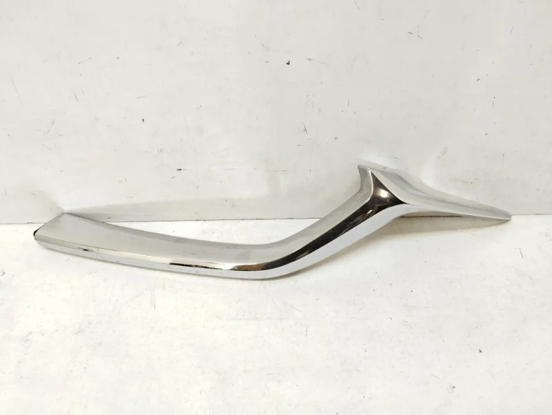 Молдинг решетки радиатора Mazda CX-5 2017-2024