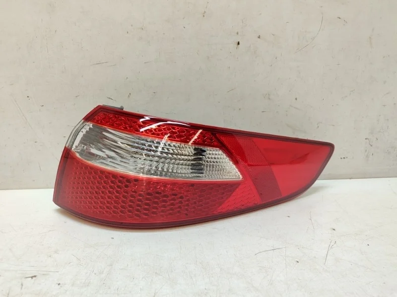 Фонарь Kia Rio 2011-2015 3