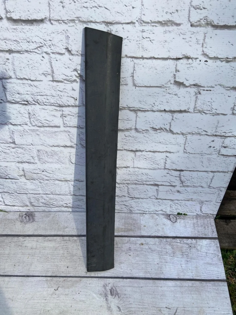 Молдинг двери задней правой нижний VW Passat 1996-2000 B5