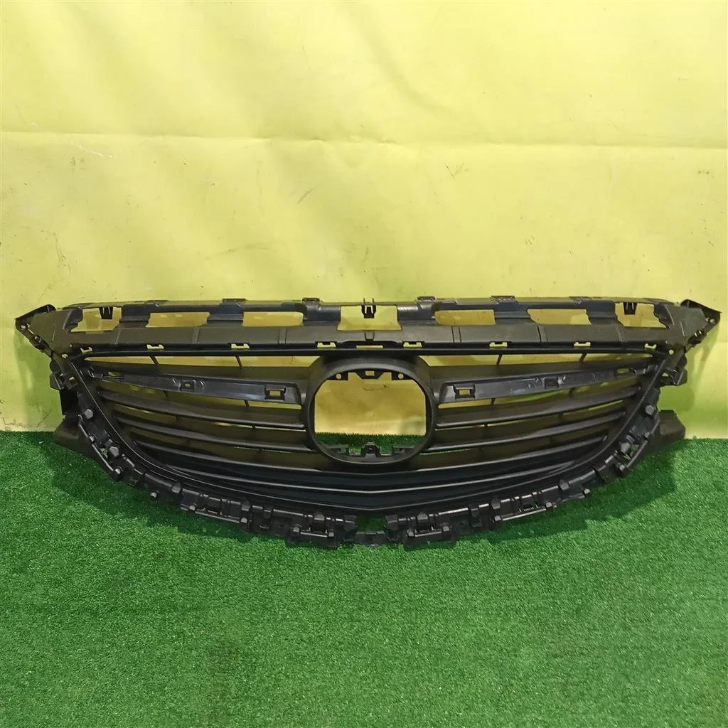 Решетка радиатора  Mazda 6 GJ 2012 GHP950712E 7980