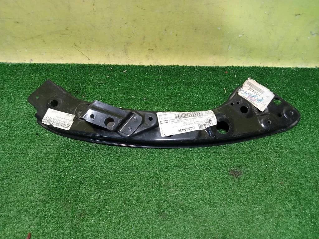 Панель передняя  Mitsubishi Outlander XL (CW) 2007 5256A426 13627