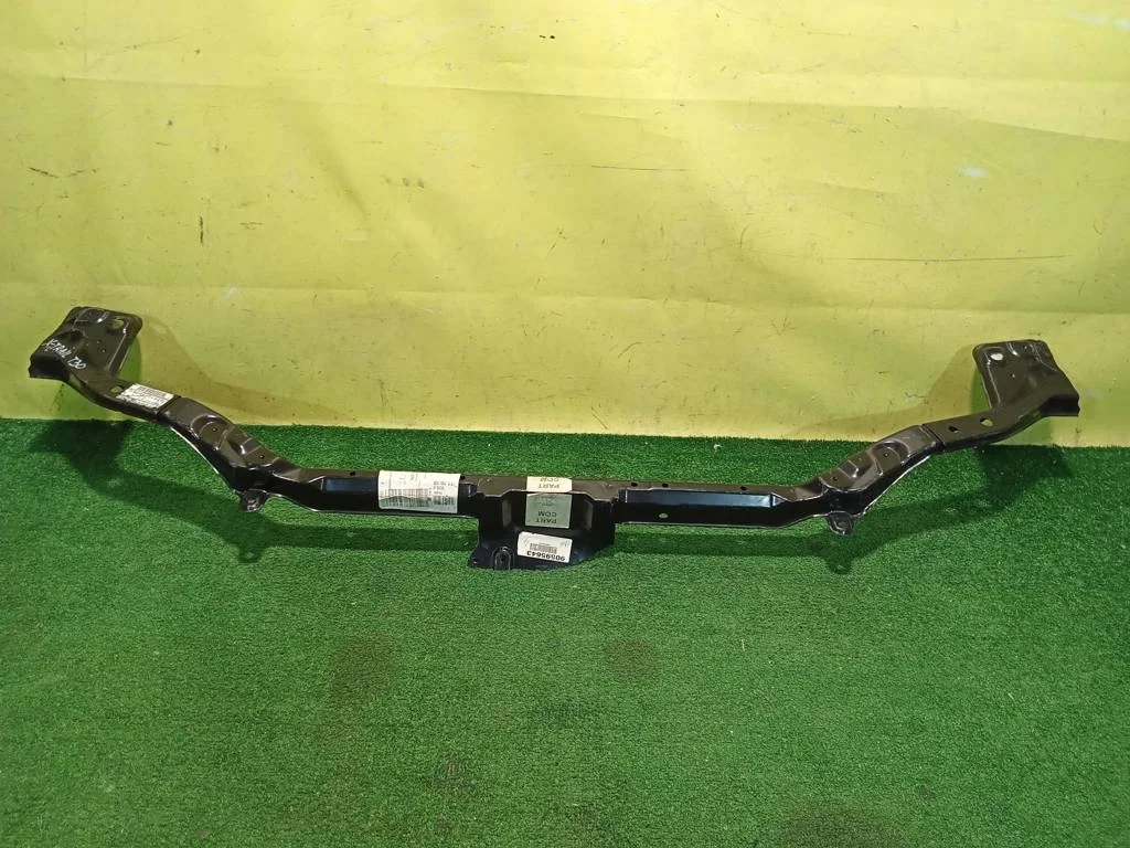 Панель передняя  Nissan X-Trail (T30) 2001 625108H300 13797