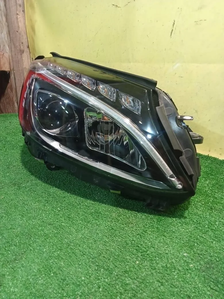 Фара правая LED  MERСEDES BENZ C-Class (W205) 2013 A2059062604 15024