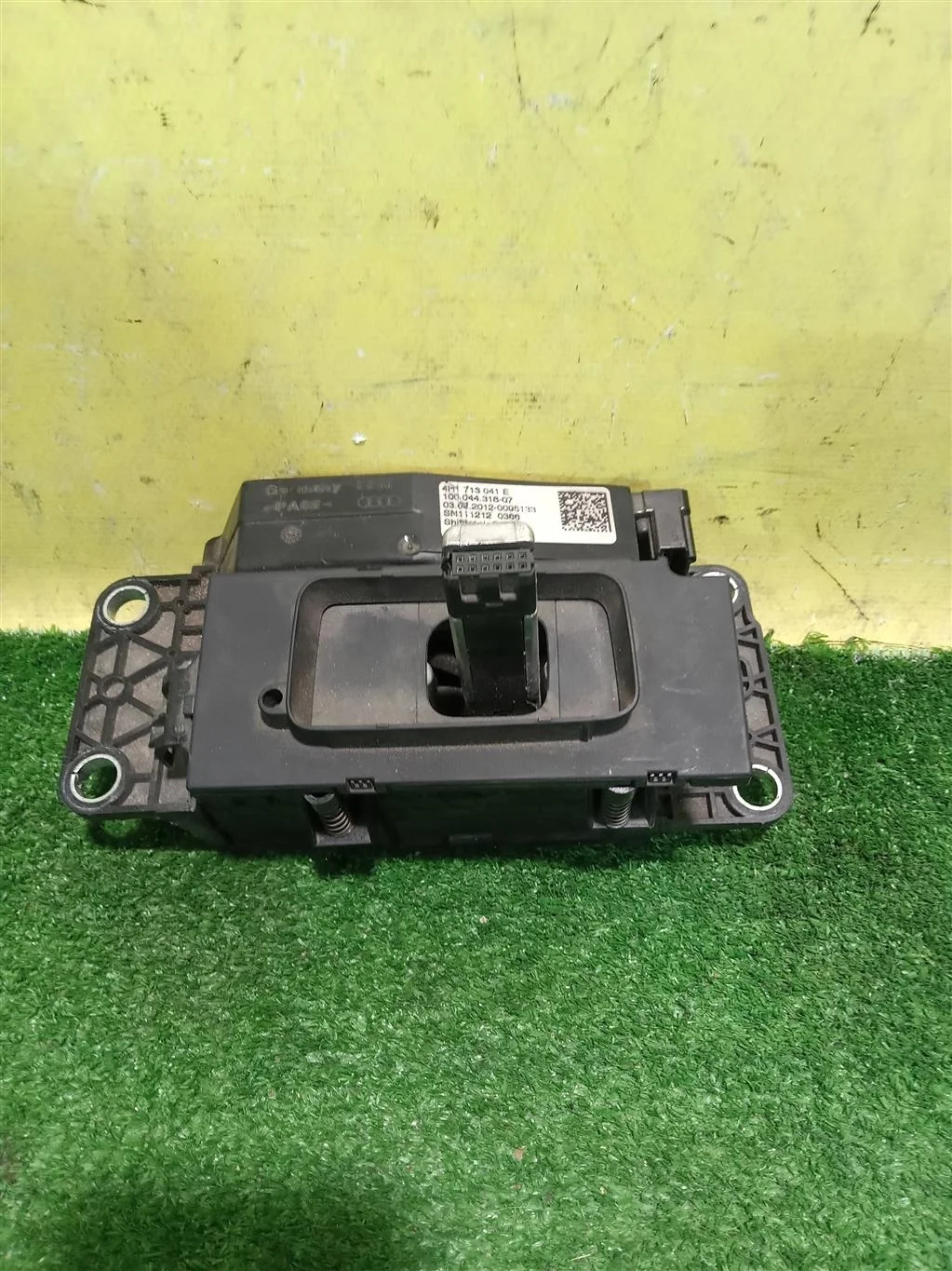 Селектор переключения передач  Audi A8 4H (D4) 2009  4H1927731A 16709