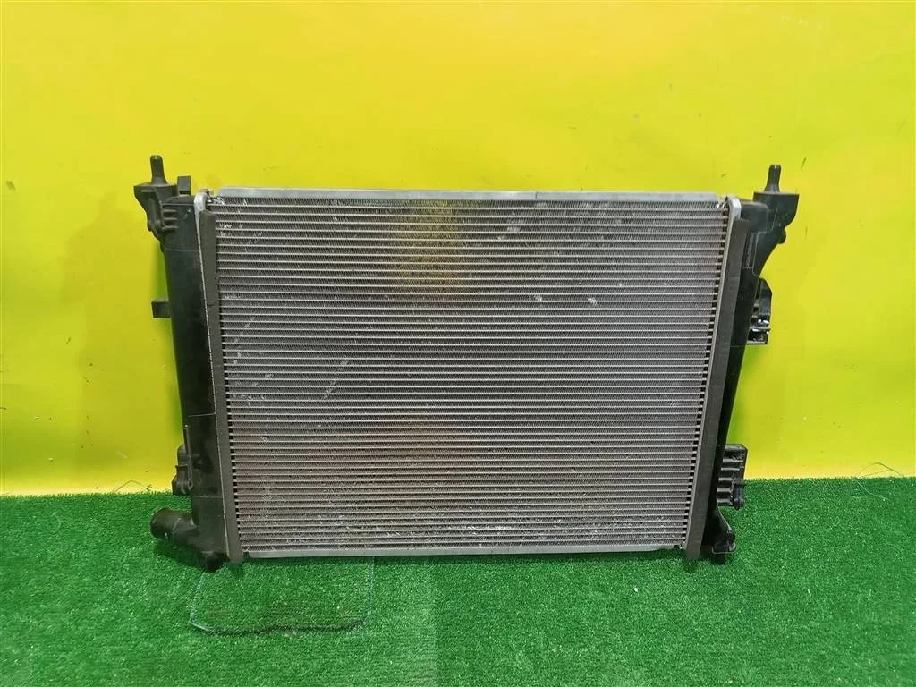 Радиатор основной  Hyundai Solaris 2010 253101R000 23383