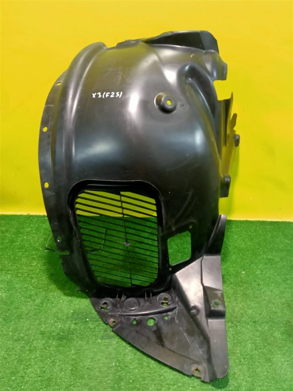 Локер передний правый  BMW X3 F25 2010 51717213642 23520