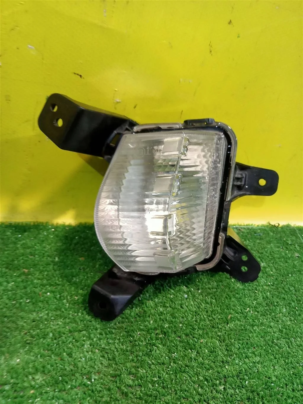 Указатель поворота в бампер правый  Kia K5 2019 92304L2000 25735