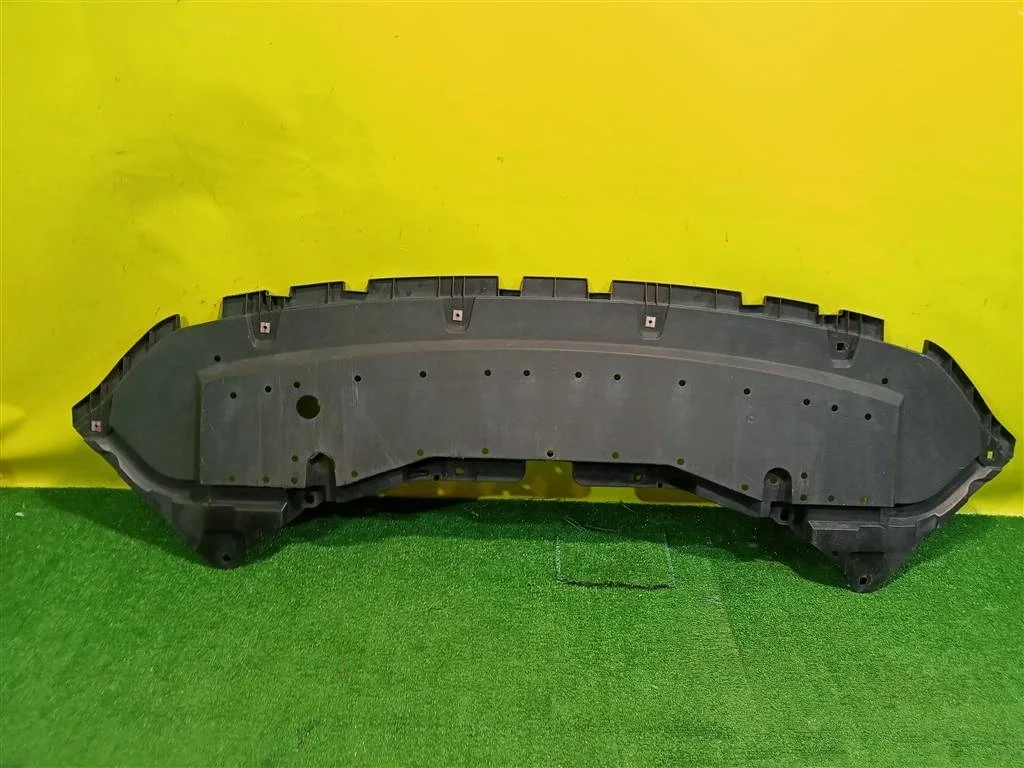 Пыльник двигателя  Lexus RX 2015 5261848020 25781