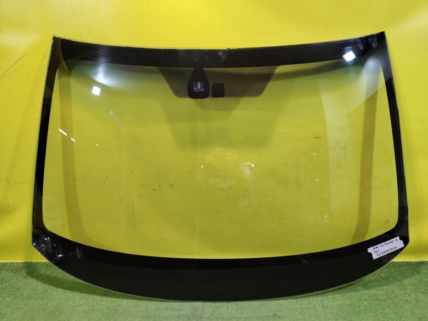 Стекло лобовое (ветровое)  Mitsubishi Outlander (GF) 2012 6102B369 26619