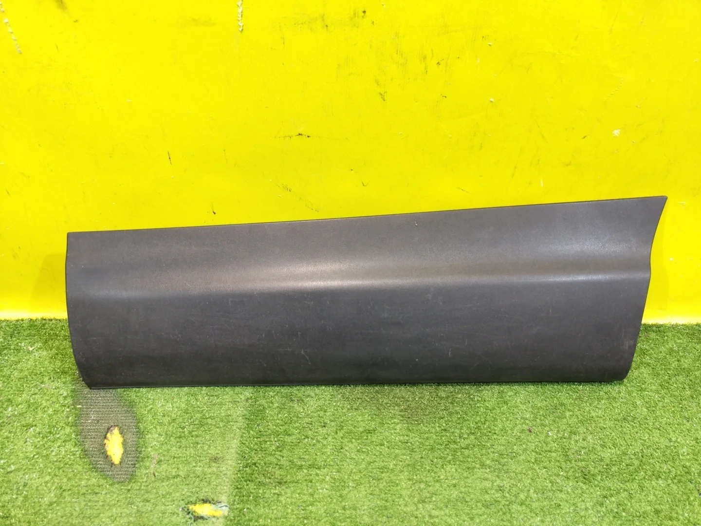 Накладка двери задней левой  Nissan Qashqai (J11) 2014 828714EA0A 26833