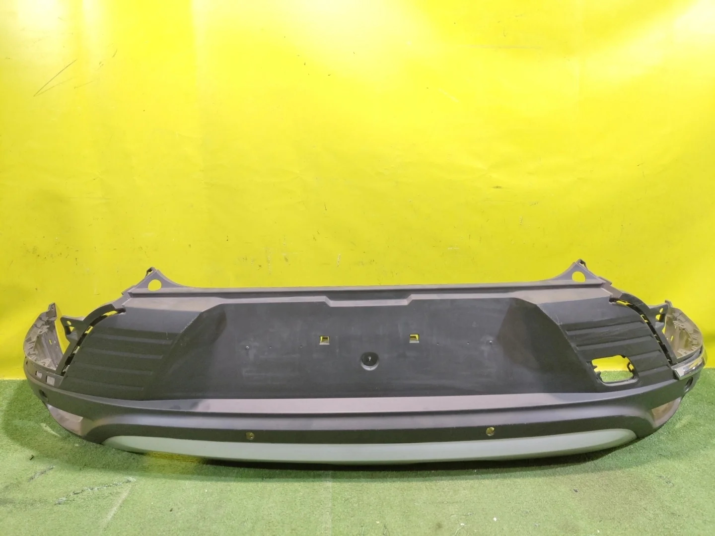 Юбка заднего бампера  Renault Arkana 2018 850182233R 27664