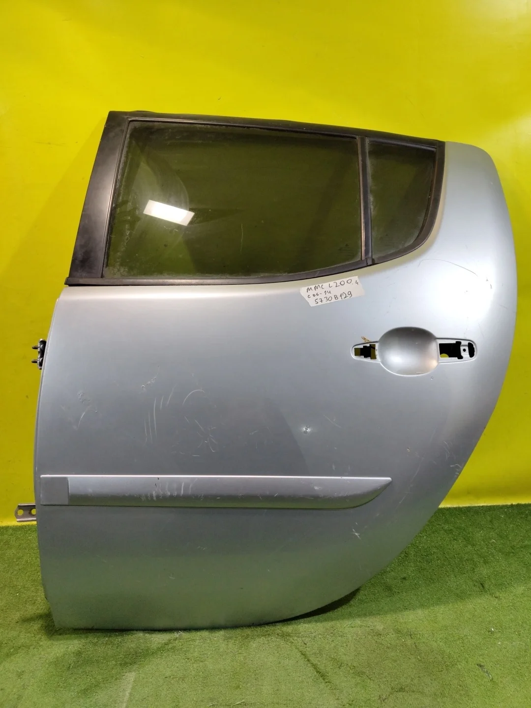 Дверь задняя левая  Mitsubishi L200 (KB) 2006 5730A411 28421