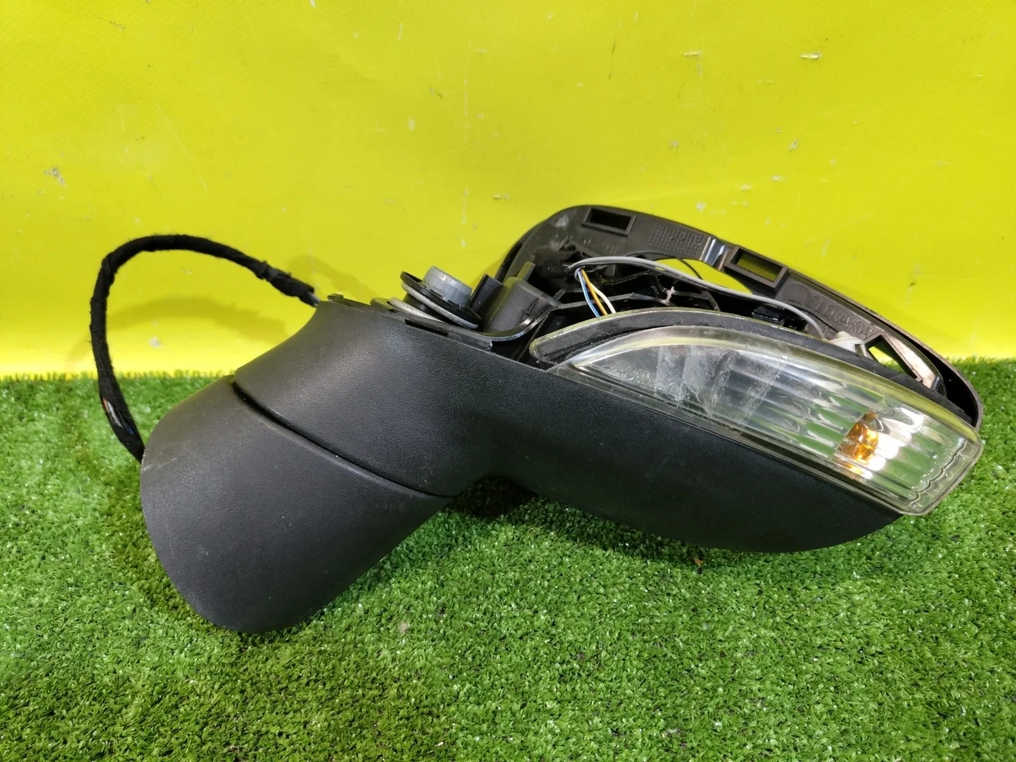 Зеркало левое электрическое  Ford Fiesta 2008 1753824 30837