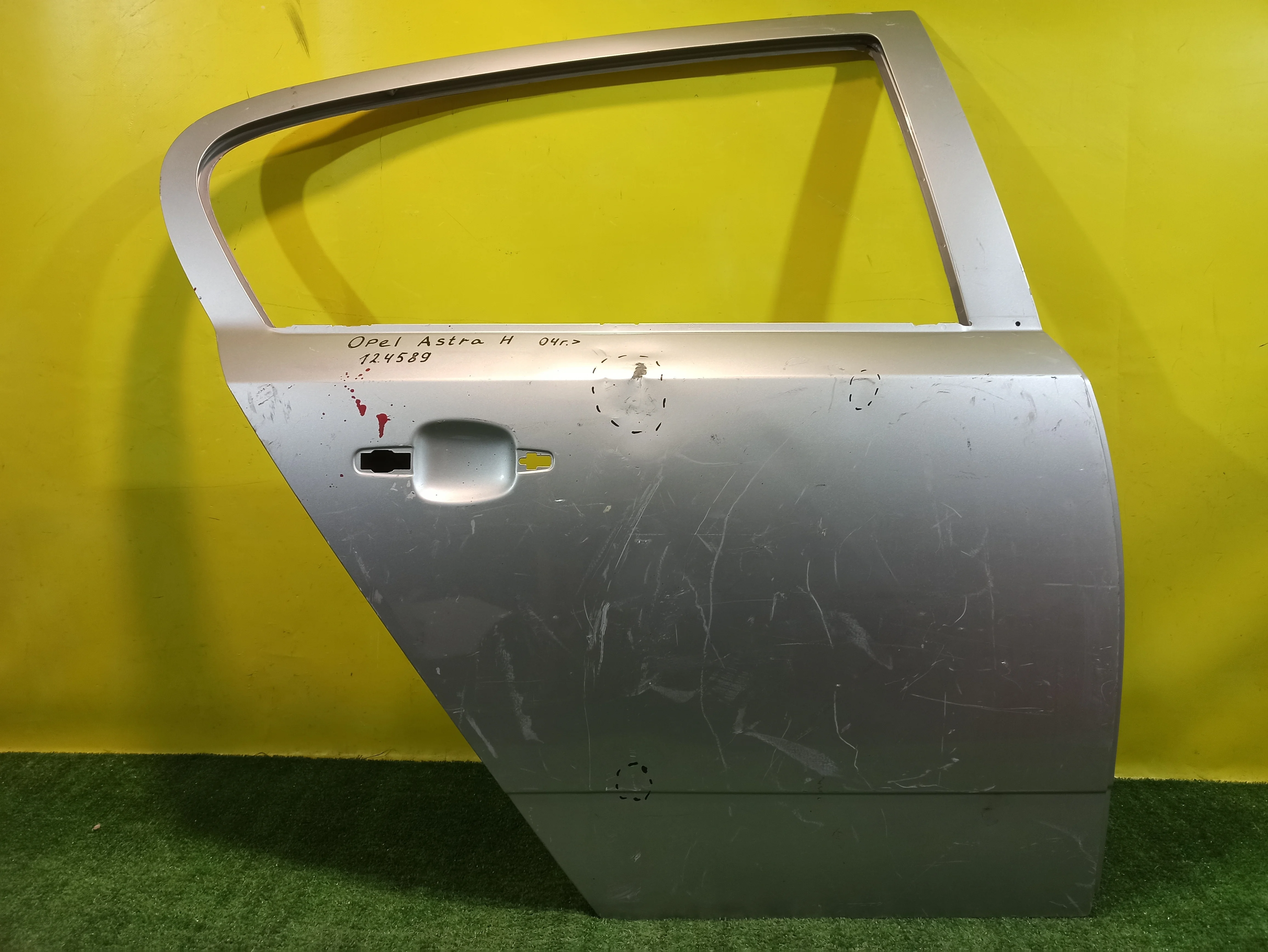 Дверь задняя правая  Opel Astra H 2004 13162877 32196