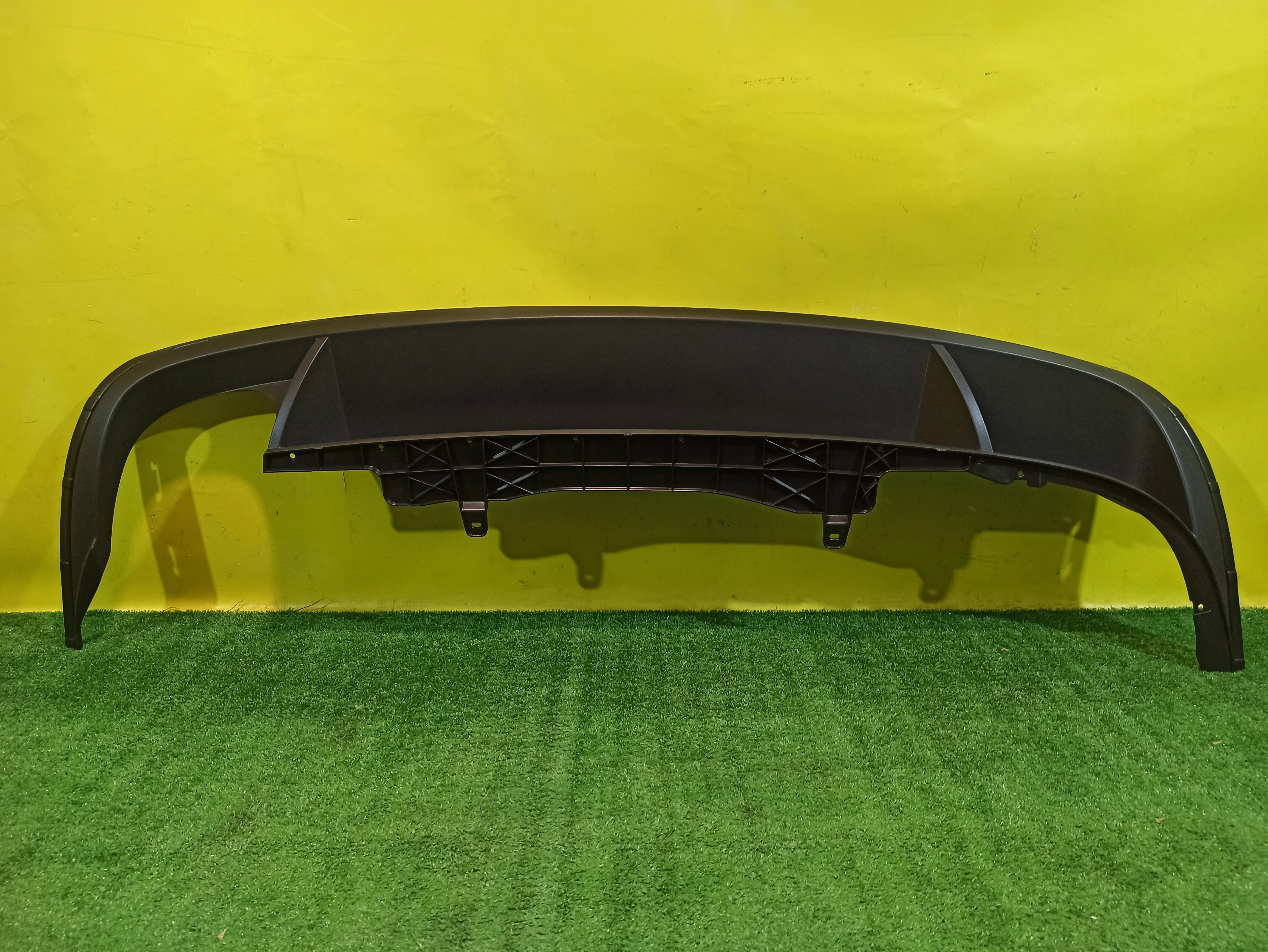 Юбка заднего бампера  Volkswagen  Passat (B7) 2011 3AE807521A 32358