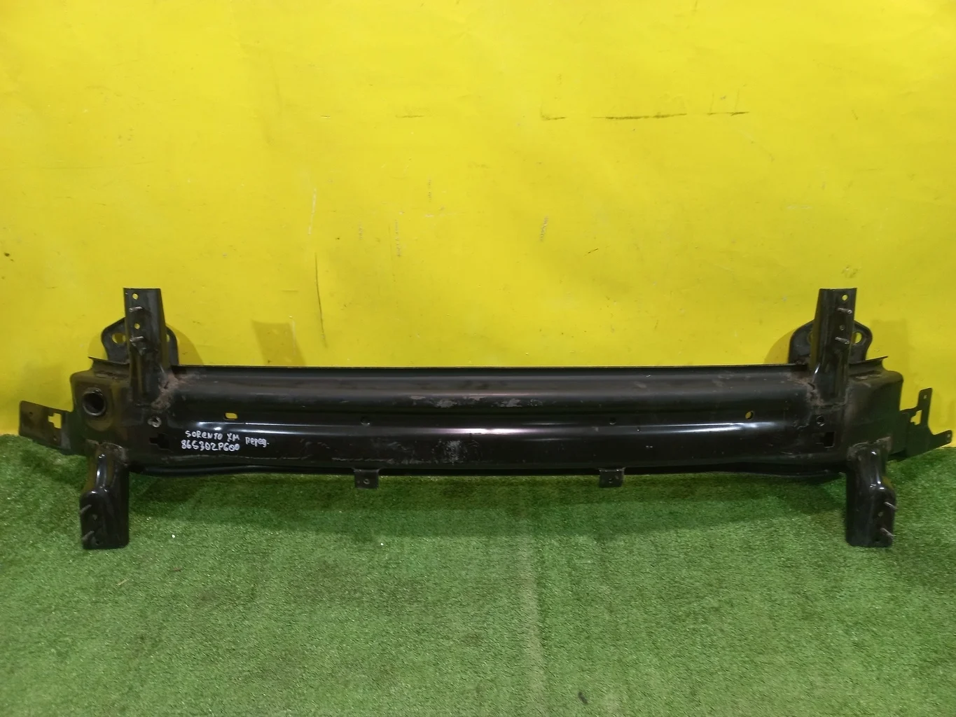 Усилитель переднего бампера  Kia Sorento 2 XM 2012 865302P600 35077