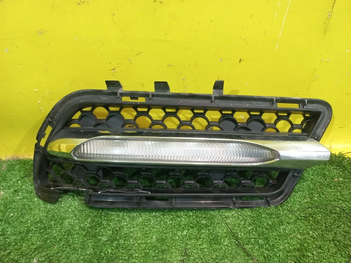 Фара противотуманная правая  MERСEDES BENZ E-Class (W212) 2009 A2128851853 35120