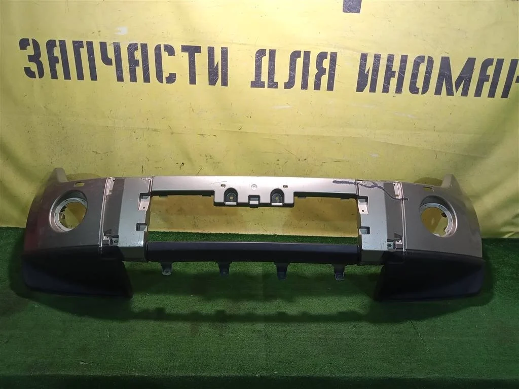 Бампер передний  Mitsubishi Pajero /Montero (V80) 2007 6400A412 19395