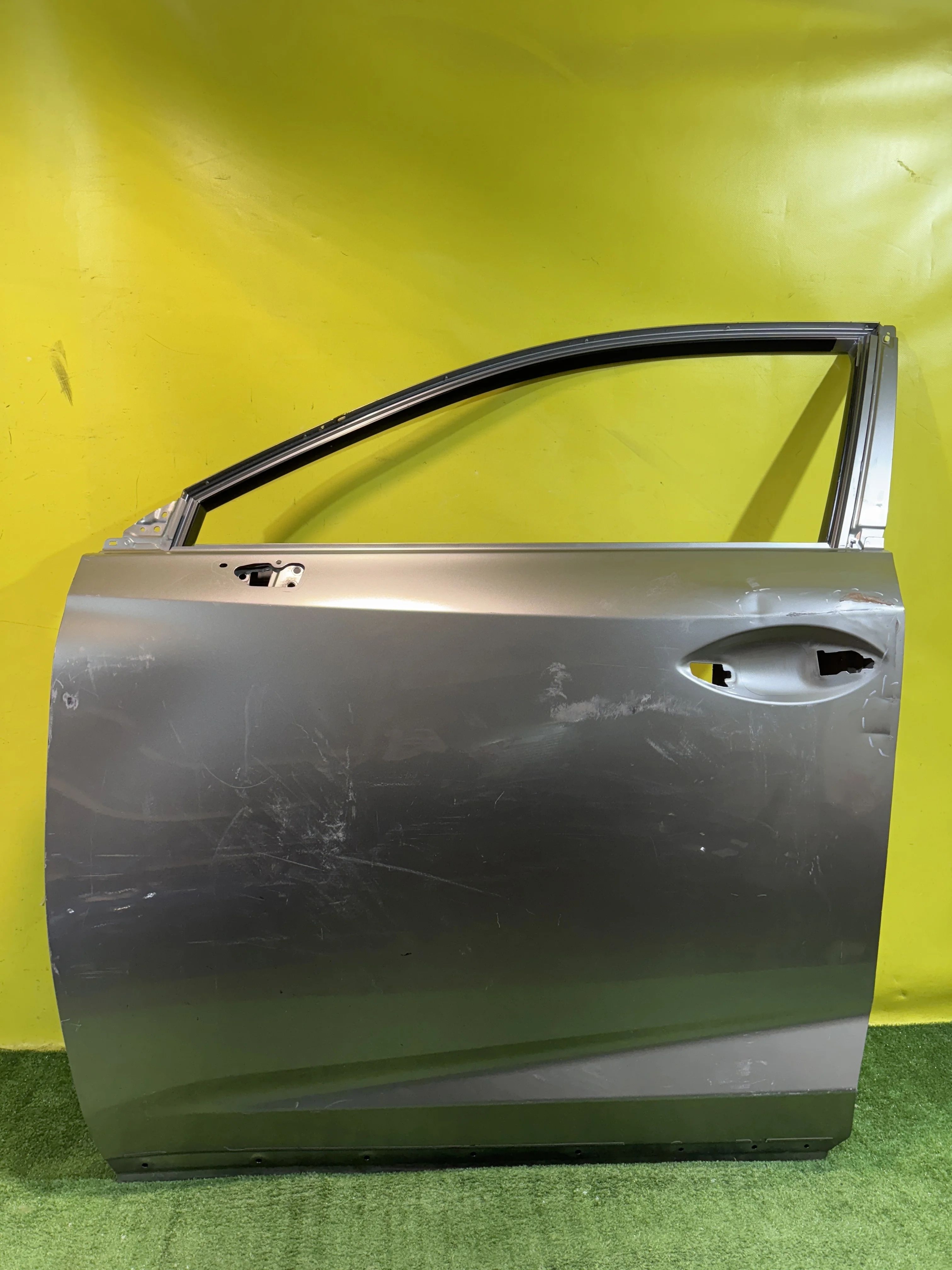 Дверь передняя левая  Lexus NX 2014 6700278030 33817