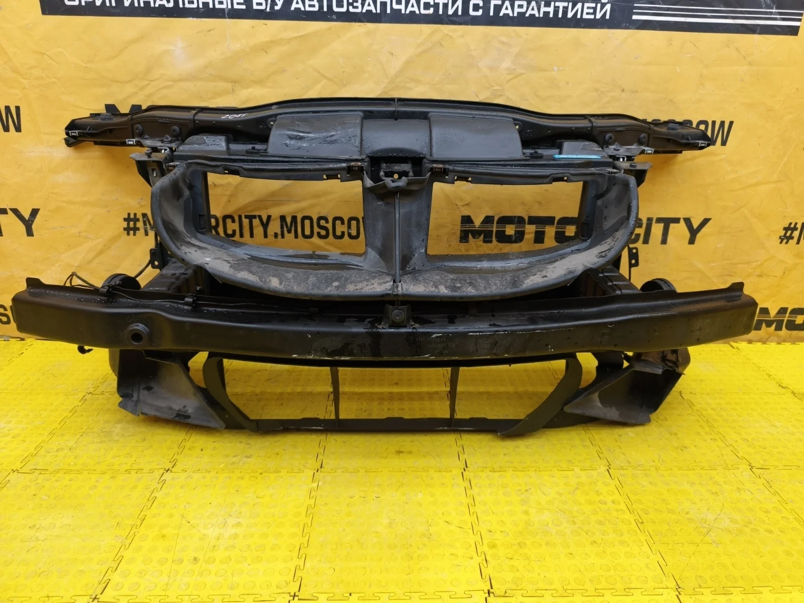 Телевизор сборе BMW 323i 2006 E90