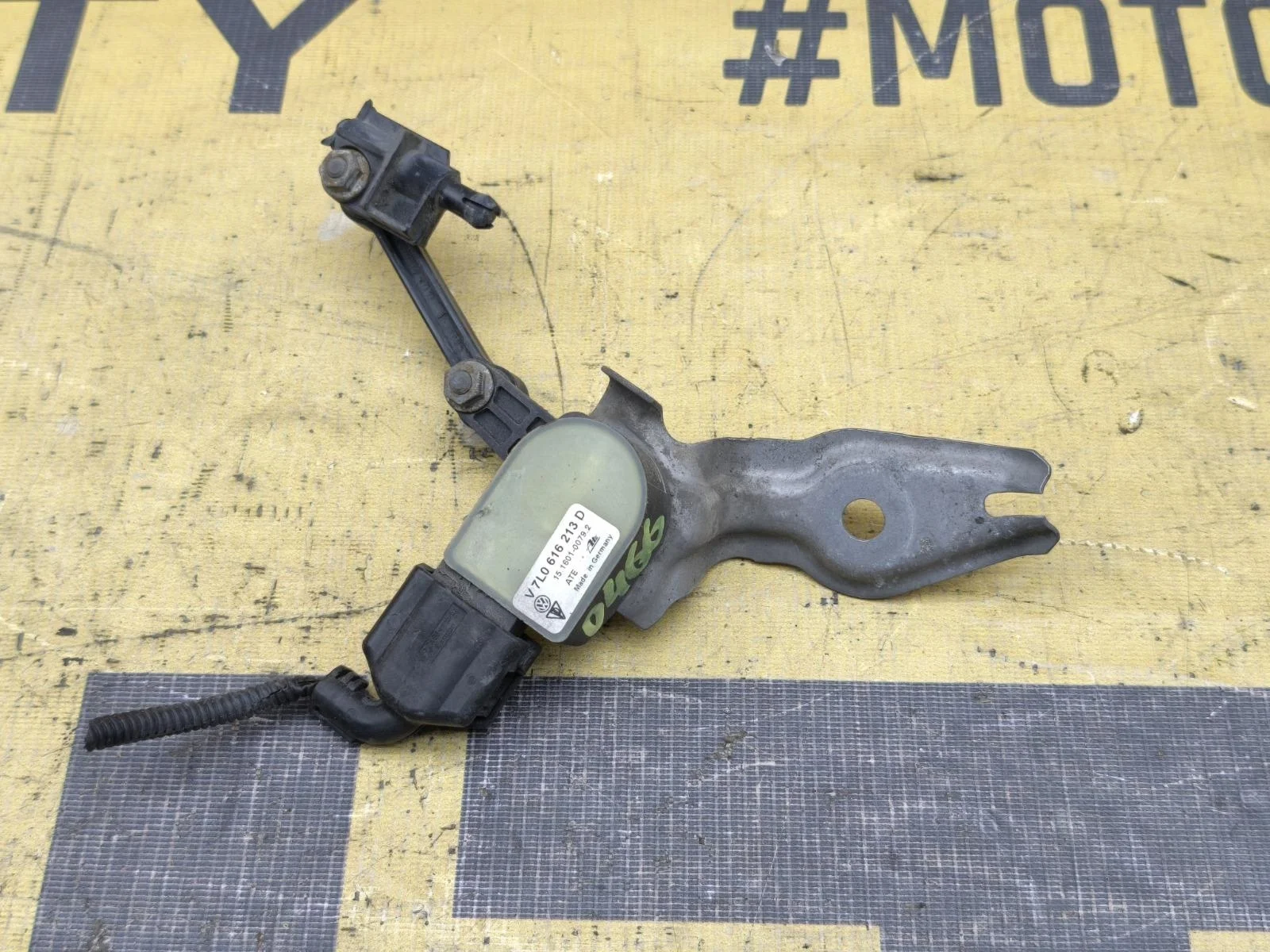 Датчик дорожного просвета PORSCHE Cayenne 2008 957