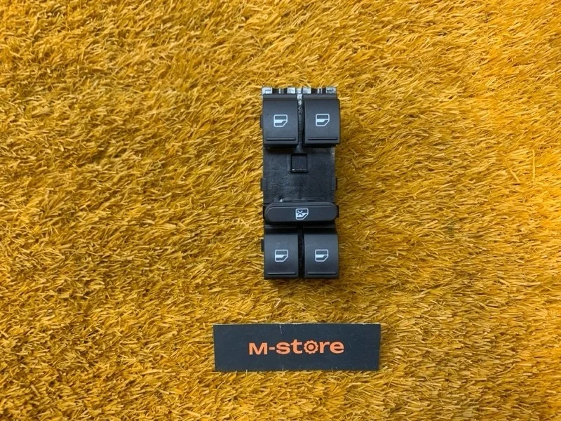 Блок управления стеклоподъемниками Volkswagen Passat 2012 1K4959857B B7 CAX, передний левый